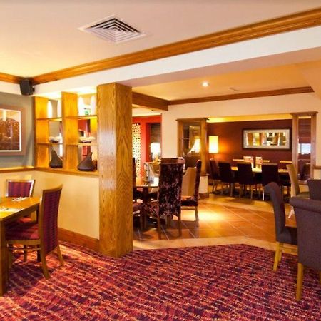 Premier Inn Rugeley Exterior foto